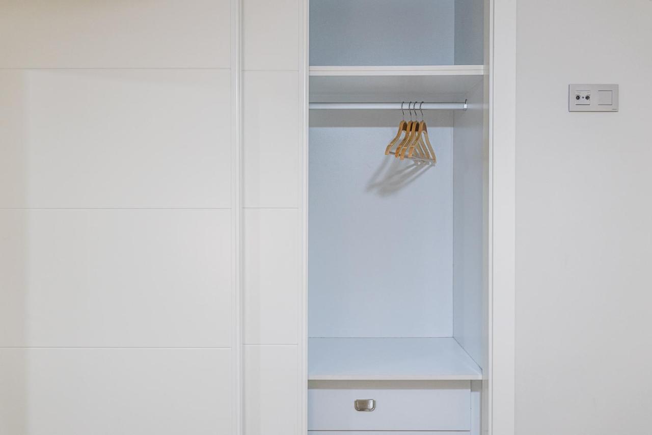 Moderno Apartamento Centro グラナダ エクステリア 写真