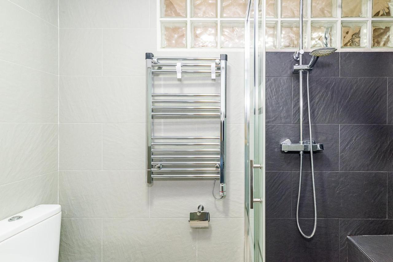 Moderno Apartamento Centro グラナダ エクステリア 写真
