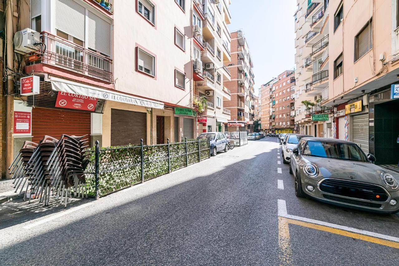Moderno Apartamento Centro グラナダ エクステリア 写真